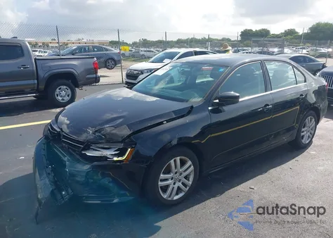 2017 Volkswagen Jetta 1.4T S z USA, uszkodzony, nr VIN 3VW2B7AJ0HM285436